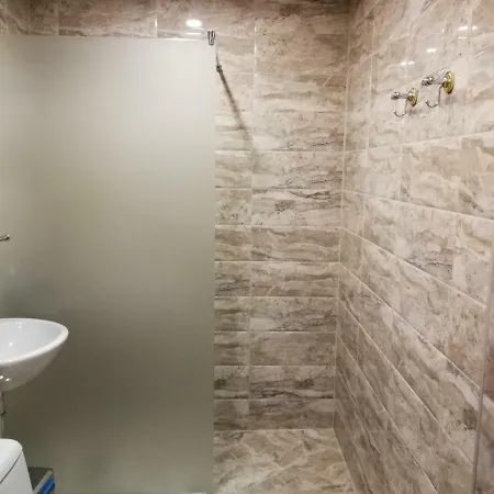 Apartamento Anelia Ruski Pametnik *