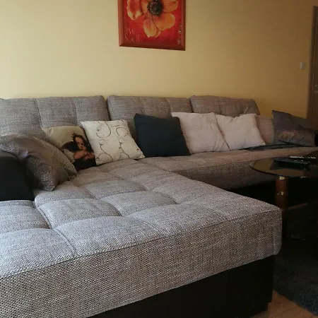 Anelia Ruski Pametnik Apartment